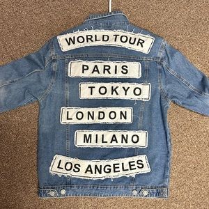 Men’s denim jacket with stitching